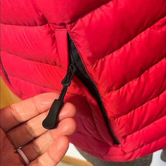 Scandinavian Explorer Down Puffer Jacket, hooded, red w/black details, size XL - Picture 4 of 12